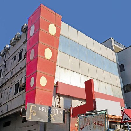 Hotel O 24K Inn Mundhwa Екстер'єр фото